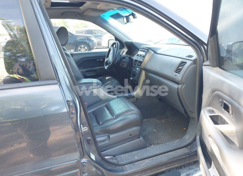 Photo 5 of 2006 Honda Pilot EX-L (VIN 2HKYF18586H556169)