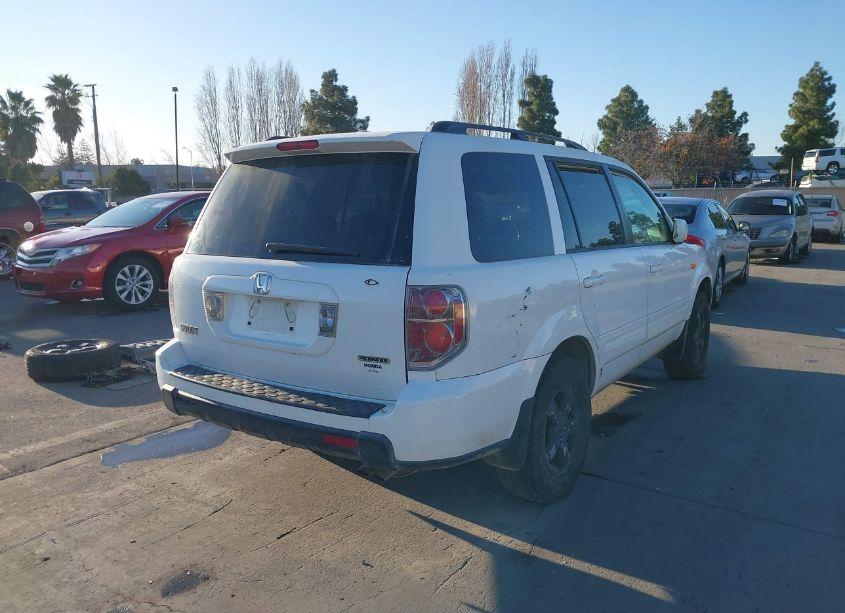Photo 4 of 2006 Honda Pilot EX-L (VIN 2HKYF18586H557936)
