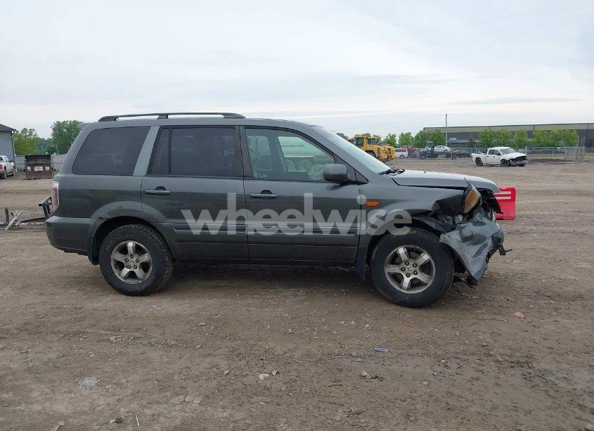 Photo 13 of 2007 Honda Pilot EX-L (VIN 2HKYF18587H511816)