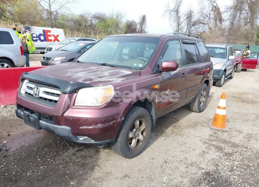 Photo 2 of 2007 Honda Pilot EX-L (VIN 2HKYF18587H515168)