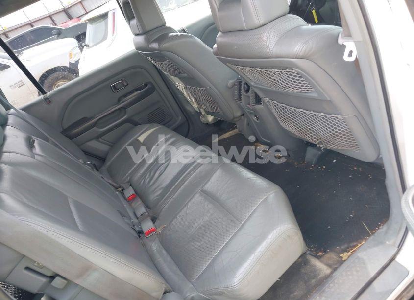 Photo 8 of 2003 Honda Pilot EX-L (VIN 2HKYF18593H537237)