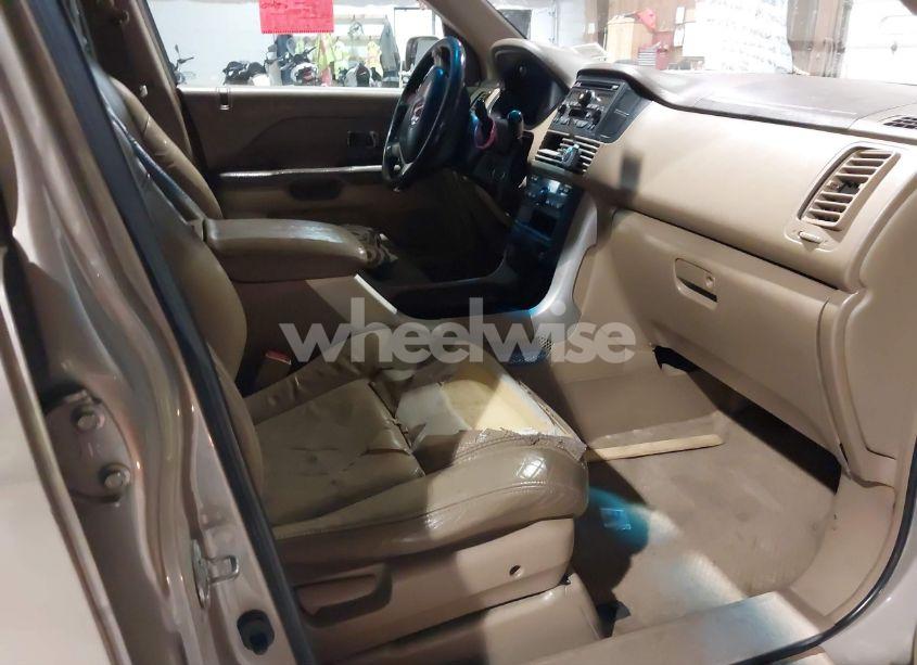 Photo 5 of 2003 Honda Pilot EX-L (VIN 2HKYF18593H545001)