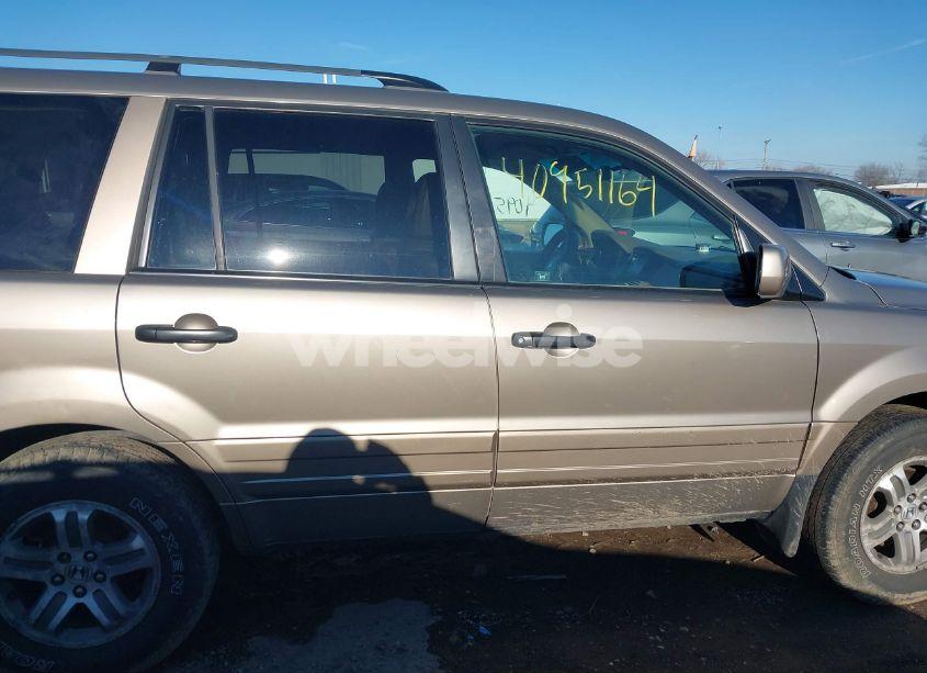 Photo 13 of 2003 Honda Pilot EX-L (VIN 2HKYF18593H617007)