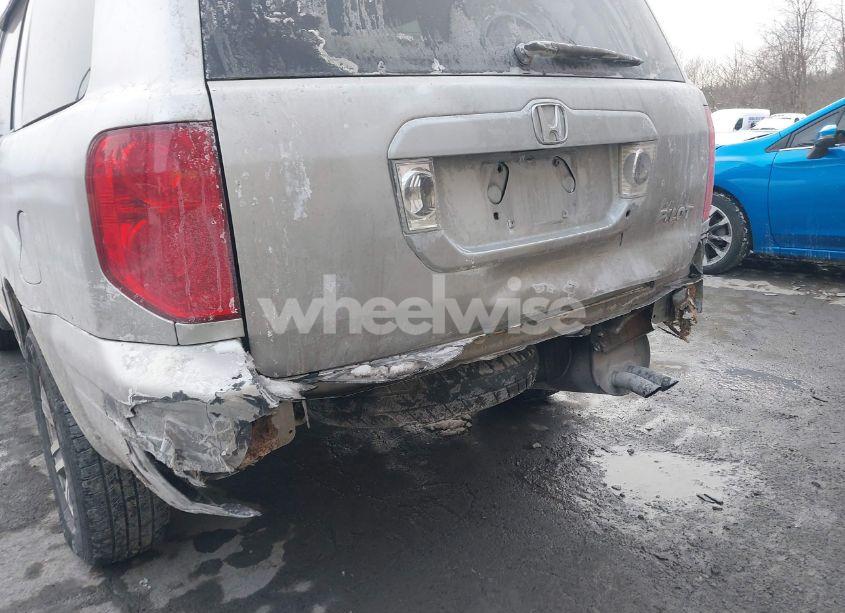 Photo 6 of 2004 Honda Pilot EX-L (VIN 2HKYF18594H524098)