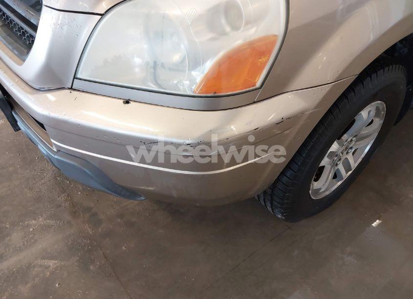 Photo 13 of 2005 Honda Pilot EX-L (VIN 2HKYF18595H542103)