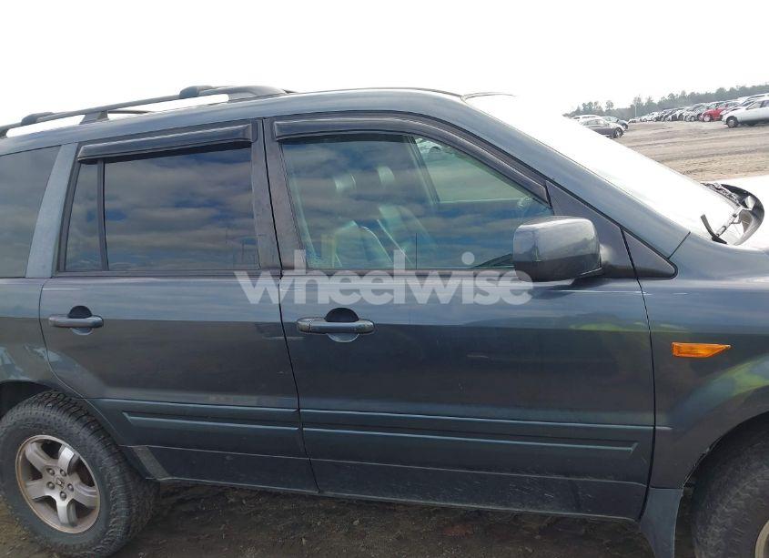 Photo 13 of 2006 Honda Pilot EX-L (VIN 2HKYF18596H514481)