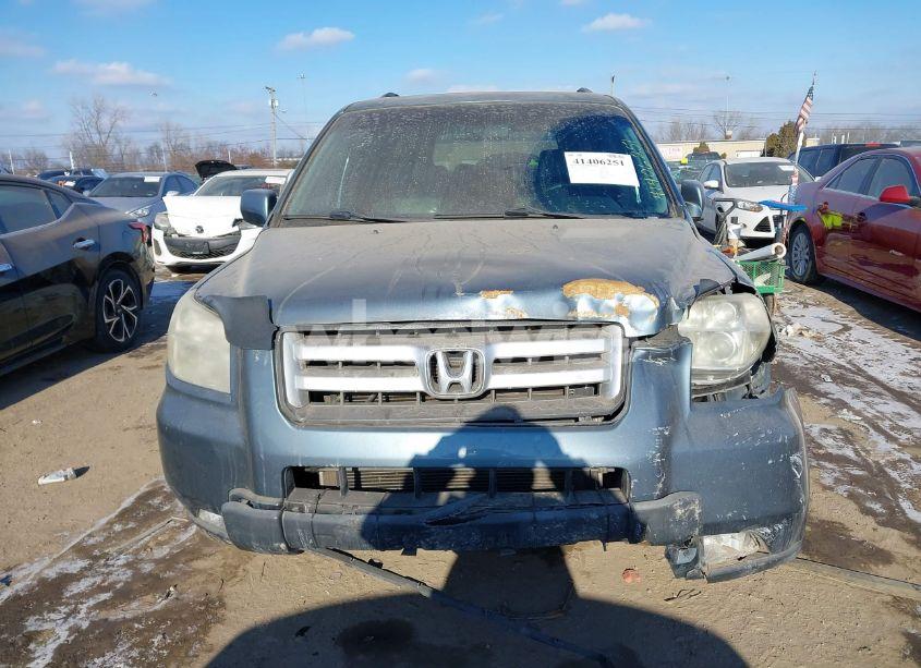 Photo 12 of 2006 Honda Pilot EX-L (VIN 2HKYF18596H557251)