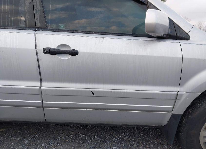 Photo 12 of 2003 Honda Pilot EX-L (VIN 2HKYF185X3H513593)