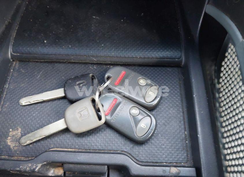 Photo 11 of 2003 Honda Pilot EX-L (VIN 2HKYF185X3H533908)