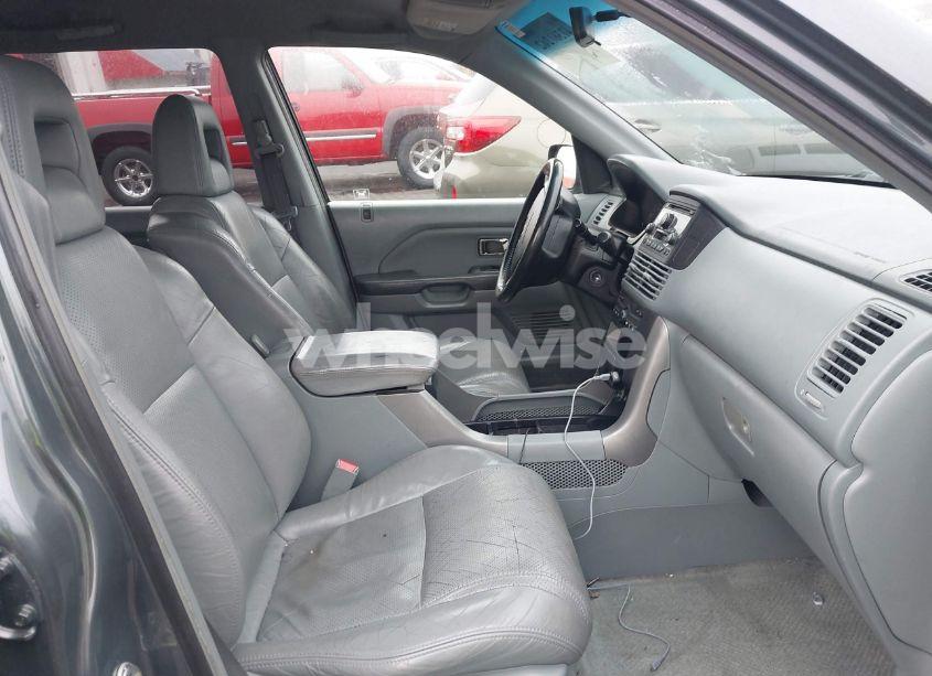 Photo 5 of 2003 Honda Pilot EX-L (VIN 2HKYF185X3H533908)