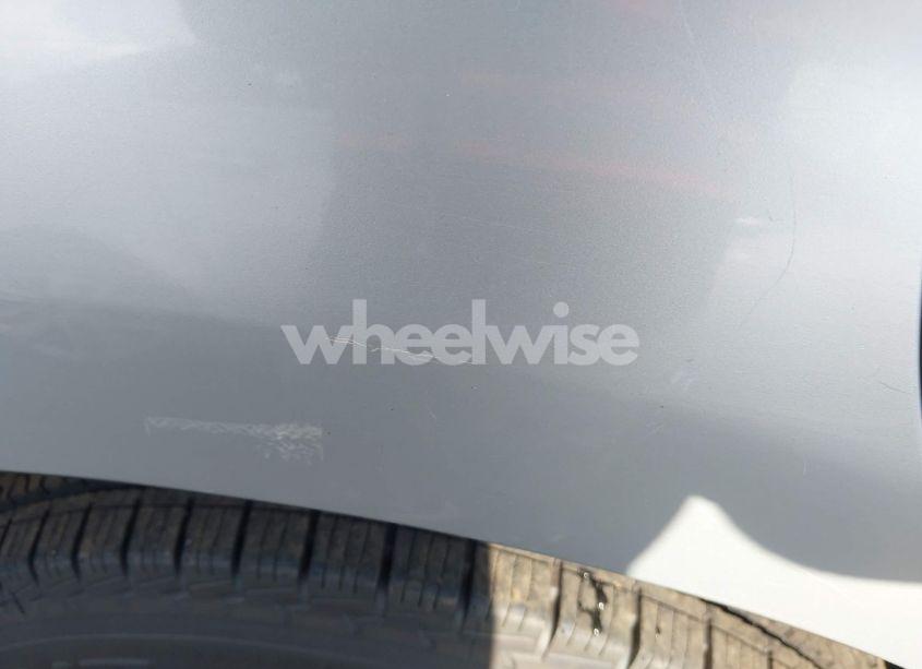 Photo 13 of 2004 Honda Pilot EX-L (VIN 2HKYF185X4H578798)