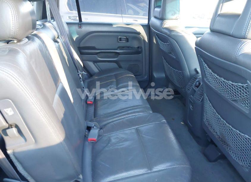 Photo 8 of 2005 Honda Pilot EX-L (VIN 2HKYF185X5H533653)