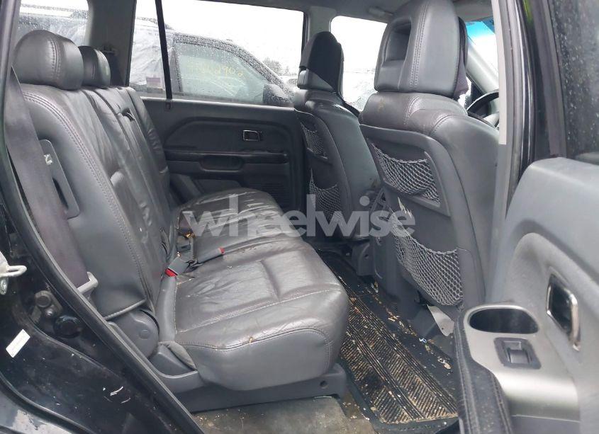 Photo 8 of 2005 Honda Pilot EX-L (VIN 2HKYF185X5H541302)