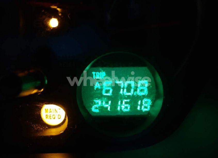 Photo 15 of 2005 Honda Pilot EX-L (VIN 2HKYF185X5H556558)