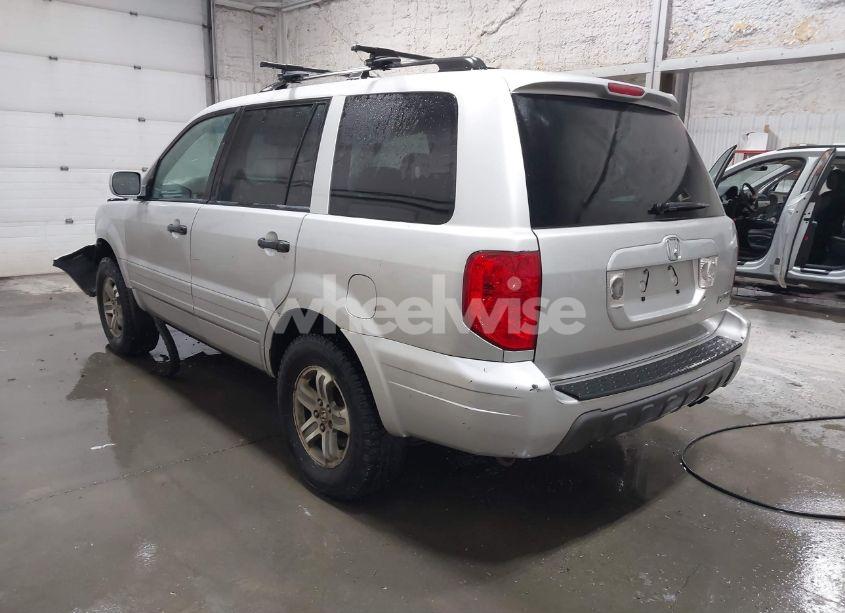 Photo 3 of 2005 Honda Pilot EX-L (VIN 2HKYF185X5H556558)