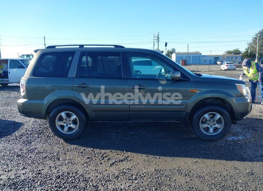 Photo 14 of 2006 Honda Pilot EX-L (VIN 2HKYF185X6H505319)