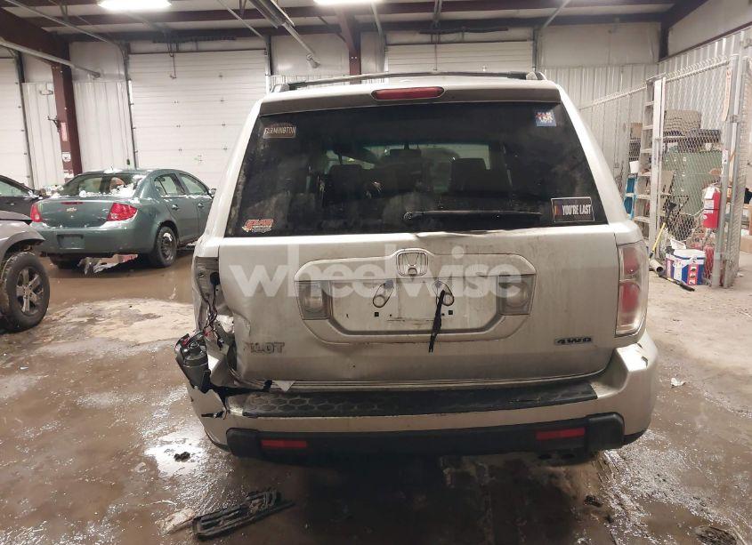 Photo 16 of 2006 Honda Pilot EX-L (VIN 2HKYF185X6H547053)