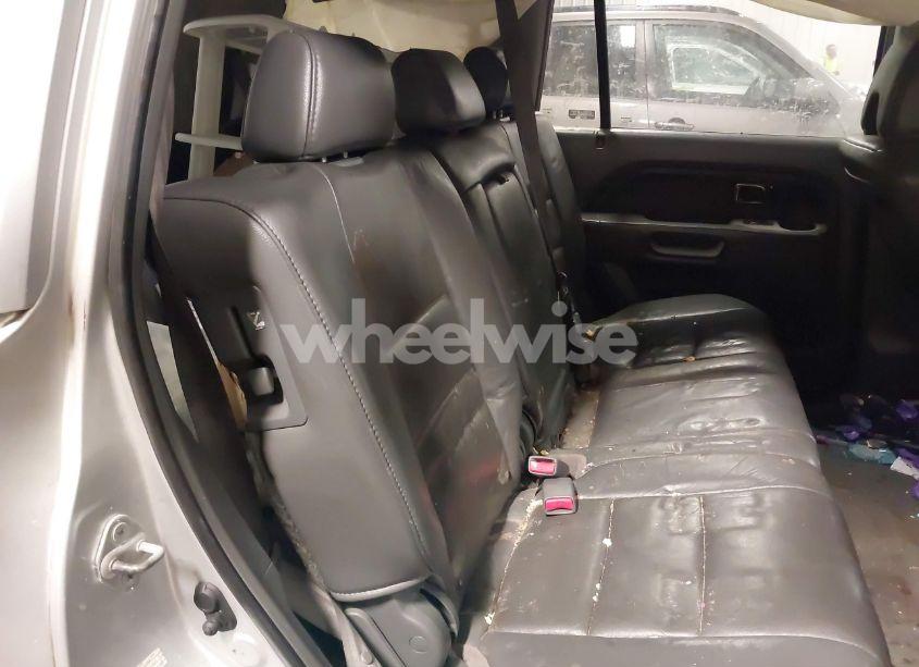 Photo 8 of 2006 Honda Pilot EX-L (VIN 2HKYF185X6H547053)