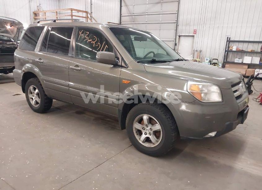 2007 Honda Pilot EX-L (VIN 2HKYF185X7H505077) main photo