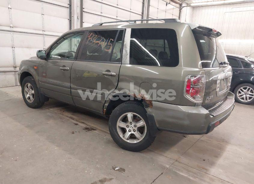 Photo 3 of 2007 Honda Pilot EX-L (VIN 2HKYF185X7H505077)