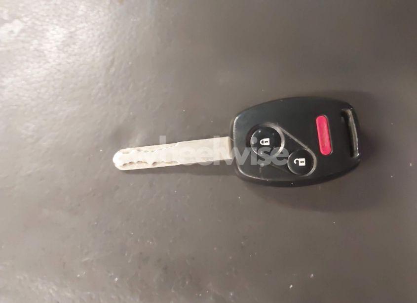 Photo 11 of 2007 Honda Pilot EX-L (VIN 2HKYF185X7H517780)