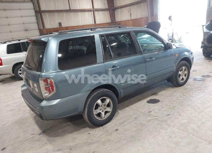 Photo 4 of 2007 Honda Pilot EX-L (VIN 2HKYF185X7H531307)