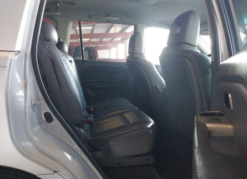 Photo 8 of 2003 Honda Pilot EX-L (VIN 2HKYF18603H522053)