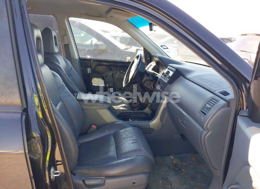 Photo 5 of 2003 Honda Pilot EX-L (VIN 2HKYF18603H544943)