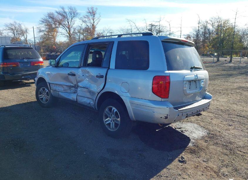 Photo 3 of 2004 Honda Pilot EX-L (VIN 2HKYF18604H545835)