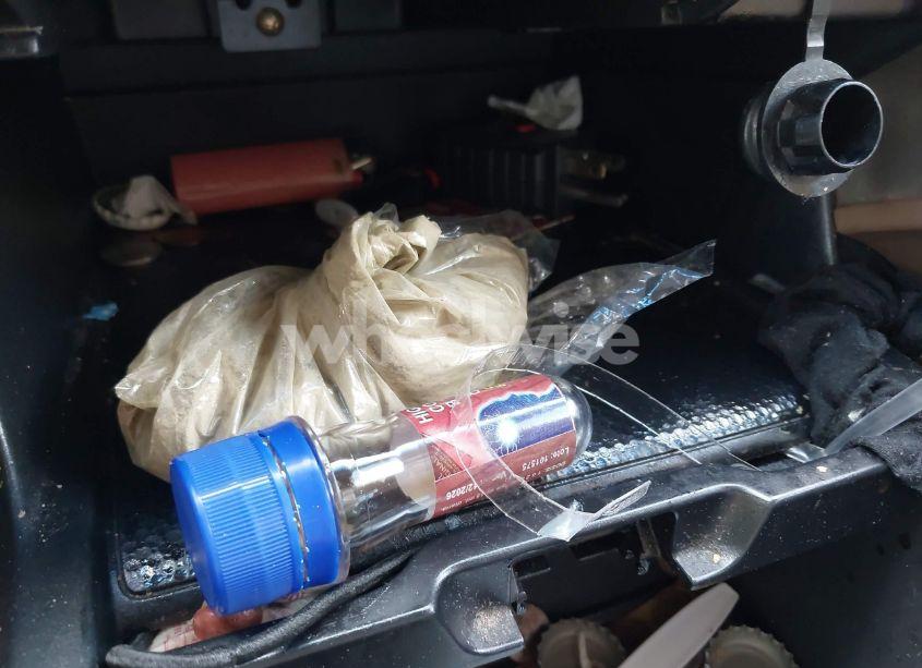 Photo 6 of 2004 Honda Pilot EX-L (VIN 2HKYF18604H560464)