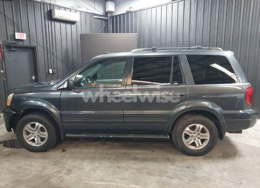 Photo 14 of 2005 Honda Pilot EX-L (VIN 2HKYF18605H536084)