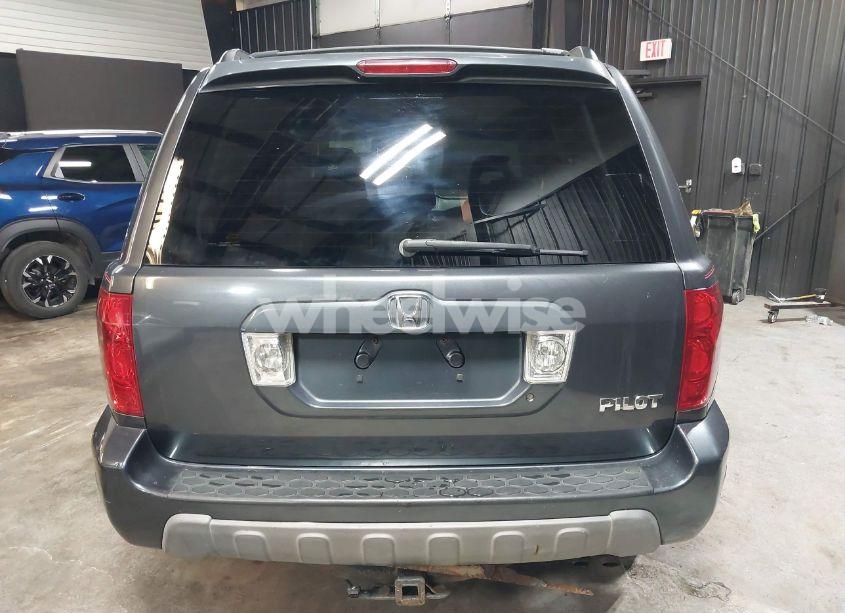 Photo 16 of 2005 Honda Pilot EX-L (VIN 2HKYF18605H536084)