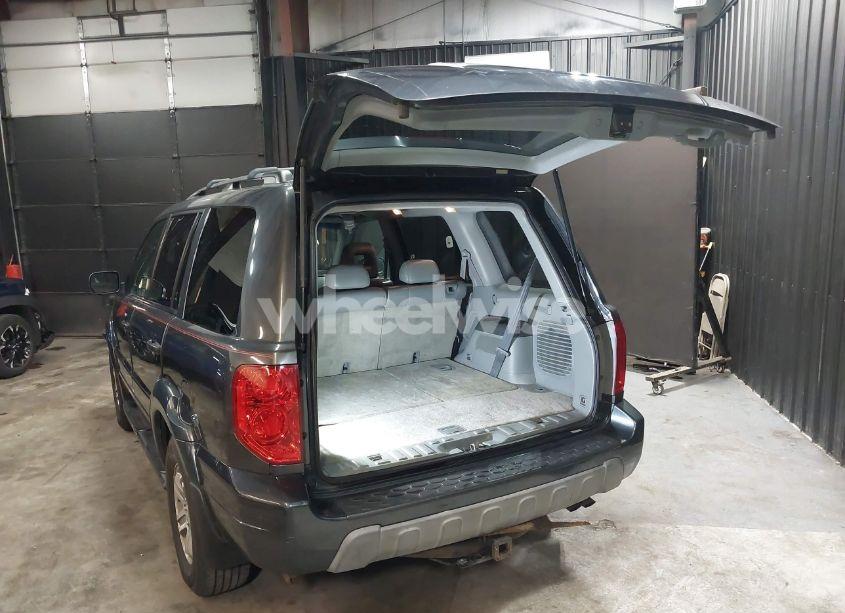 Photo 3 of 2005 Honda Pilot EX-L (VIN 2HKYF18605H536084)