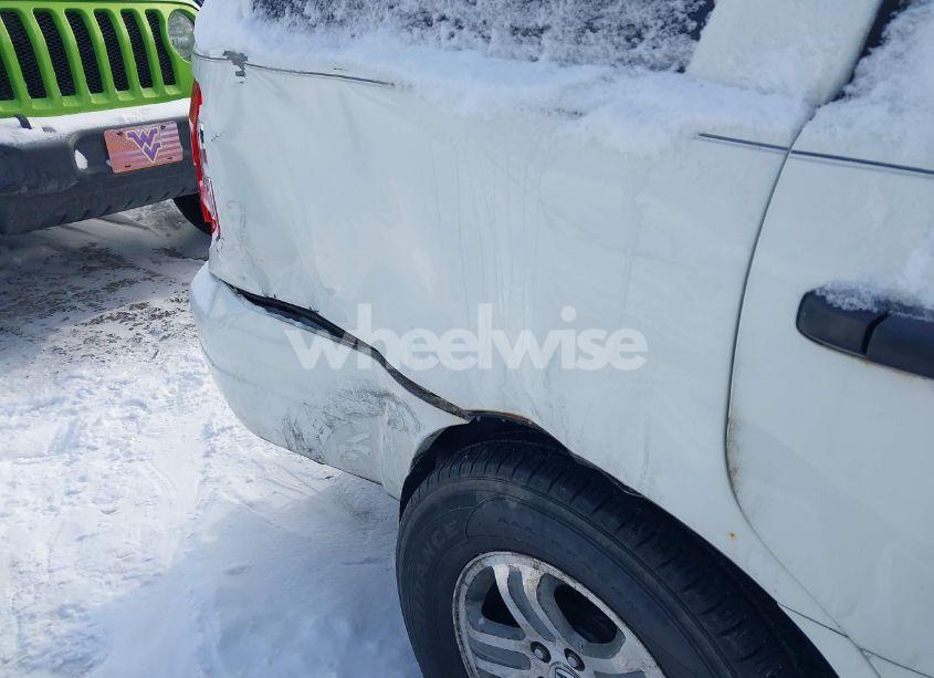 Photo 6 of 2004 Honda Pilot EX-L (VIN 2HKYF18614H545911)