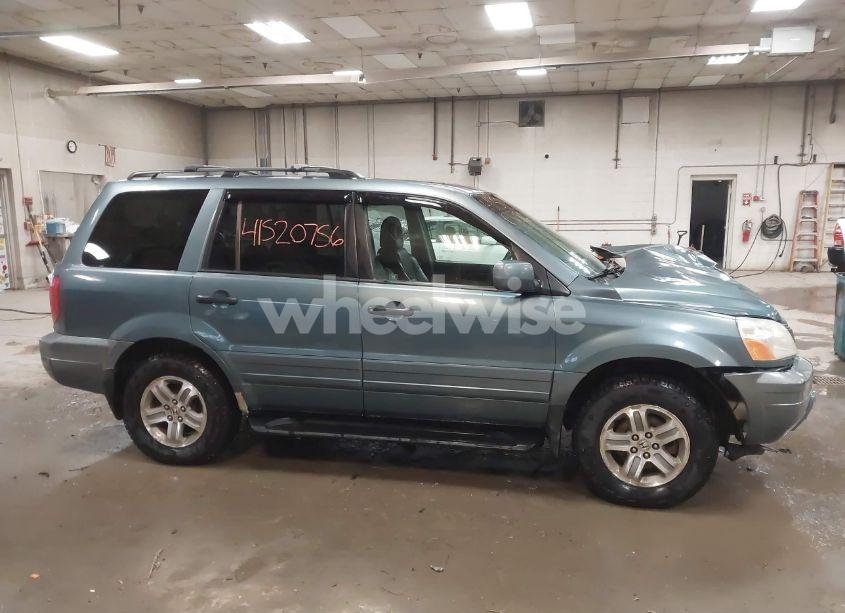 Photo 13 of 2005 Honda Pilot EX-L (VIN 2HKYF18615H515907)