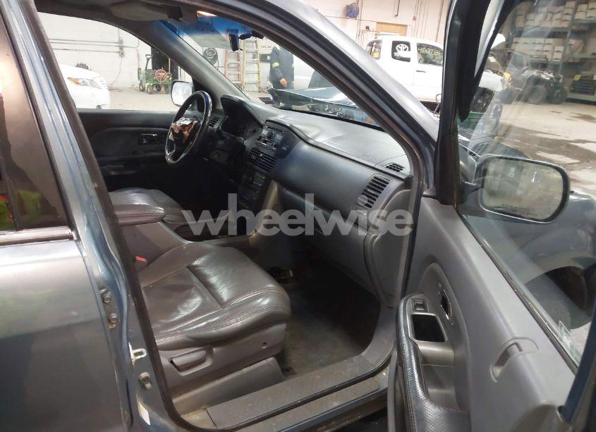 Photo 5 of 2005 Honda Pilot EX-L (VIN 2HKYF18615H515907)