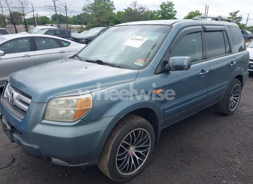 Photo 2 of 2006 Honda Pilot EX-L (VIN 2HKYF18616H522986)