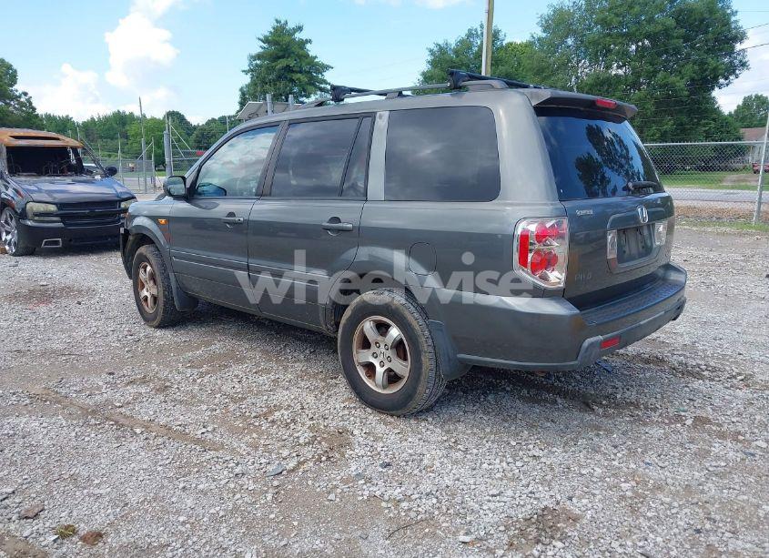Photo 3 of 2007 Honda Pilot EX-L (VIN 2HKYF18617H522441)