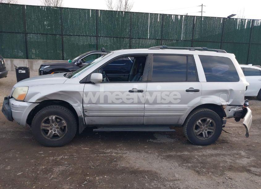 Photo 14 of 2004 Honda Pilot EX-L (VIN 2HKYF18624H507894)