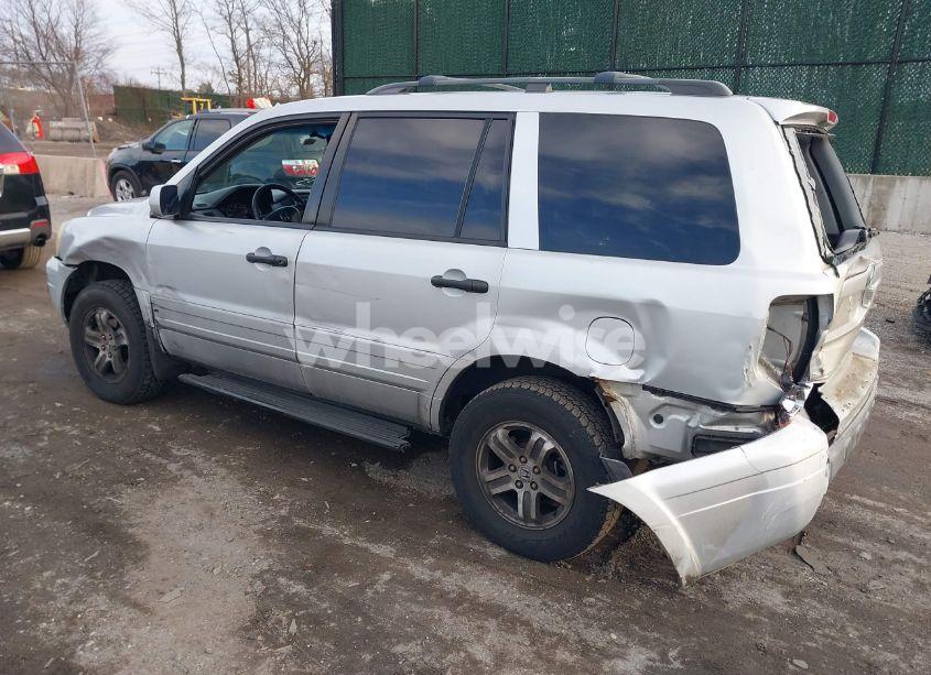 Photo 3 of 2004 Honda Pilot EX-L (VIN 2HKYF18624H507894)