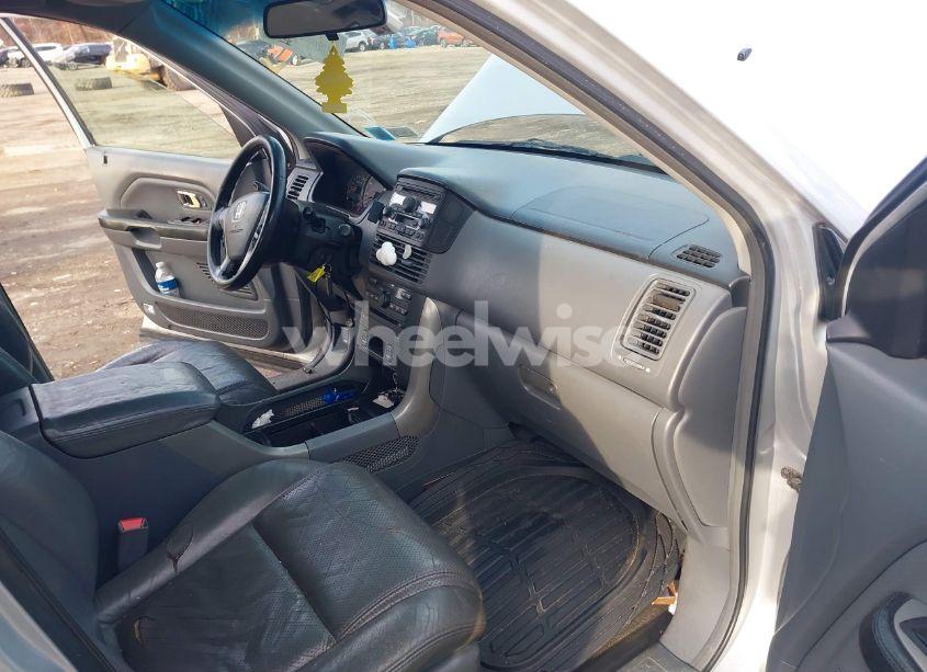 Photo 5 of 2004 Honda Pilot EX-L (VIN 2HKYF18624H507894)