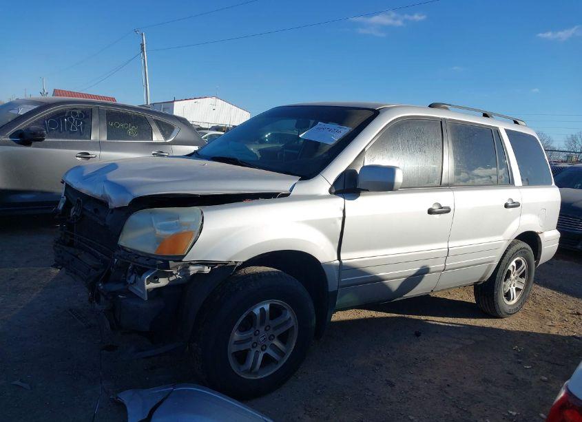 Photo 15 of 2004 Honda Pilot EX-L (VIN 2HKYF18624H535405)