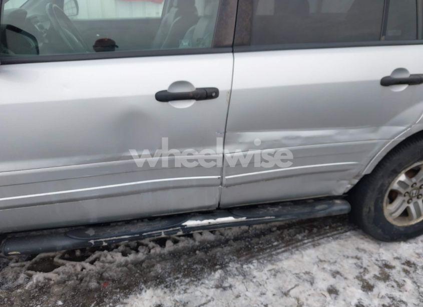 Photo 6 of 2005 Honda Pilot EX-L (VIN 2HKYF18625H513678)