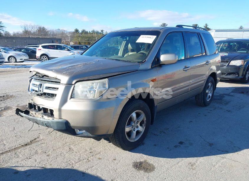 Photo 2 of 2006 Honda Pilot EX-L (VIN 2HKYF18626H506098)