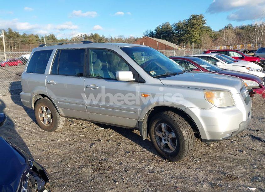 Photo 13 of 2006 Honda Pilot EX-L (VIN 2HKYF18626H537450)