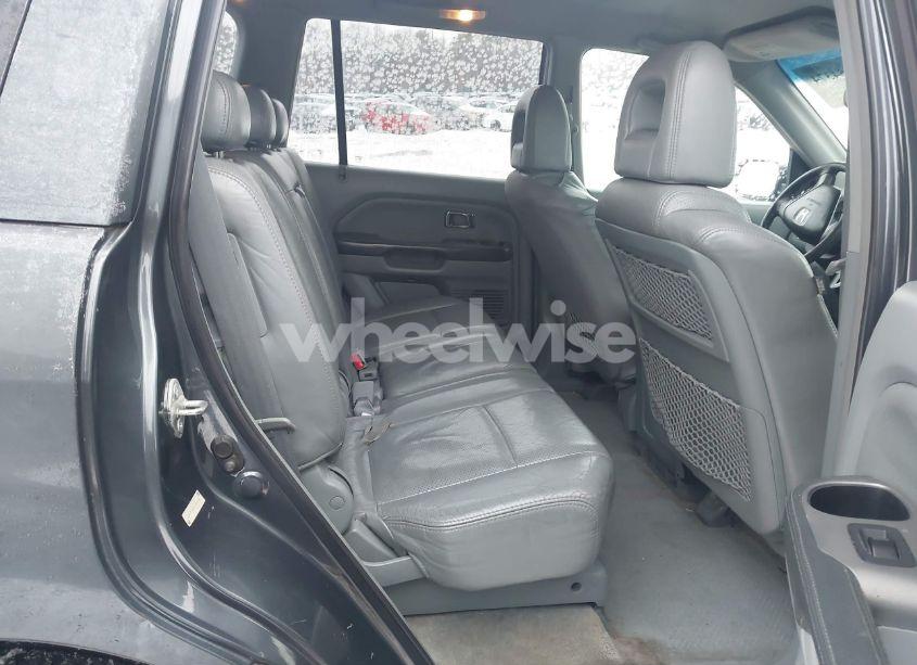 Photo 8 of 2004 Honda Pilot EX-L (VIN 2HKYF18634H545652)