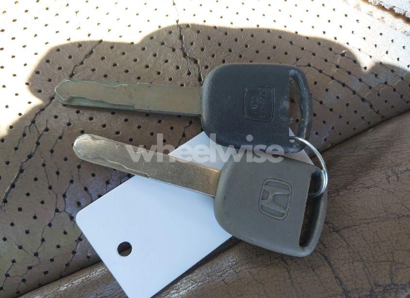 Photo 11 of 2005 Honda Pilot EX-L (VIN 2HKYF18635H564218)