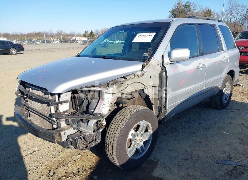 Photo 2 of 2004 Honda Pilot EX-L (VIN 2HKYF18644H593791)