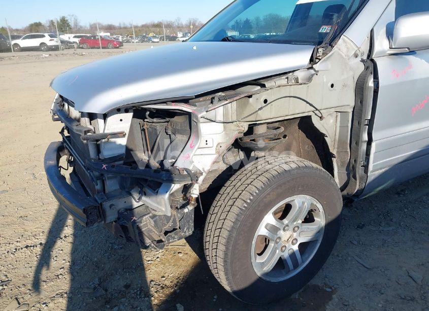 Photo 6 of 2004 Honda Pilot EX-L (VIN 2HKYF18644H593791)
