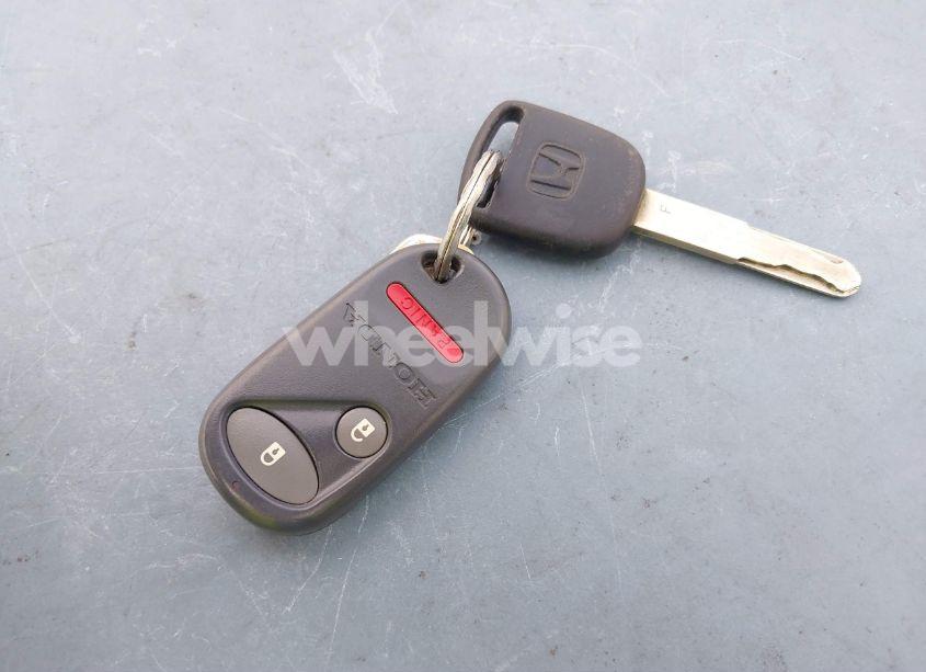 Photo 11 of 2004 Honda Pilot EX-L (VIN 2HKYF18644H596075)